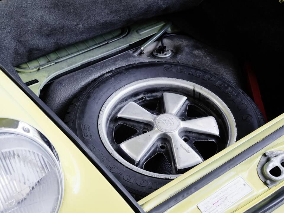 Bild 36/49 von Porsche 911 2.2 T (1971)
