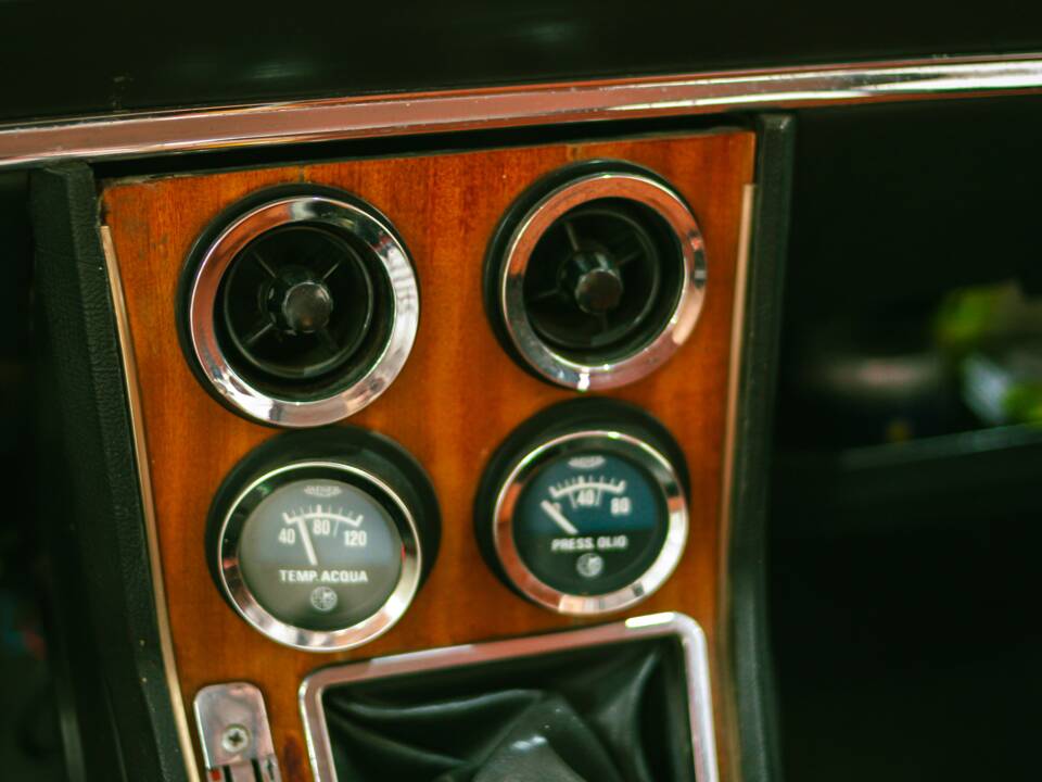 Bild 31/34 von Alfa Romeo Giulia Nuova Super 1600 (1979)