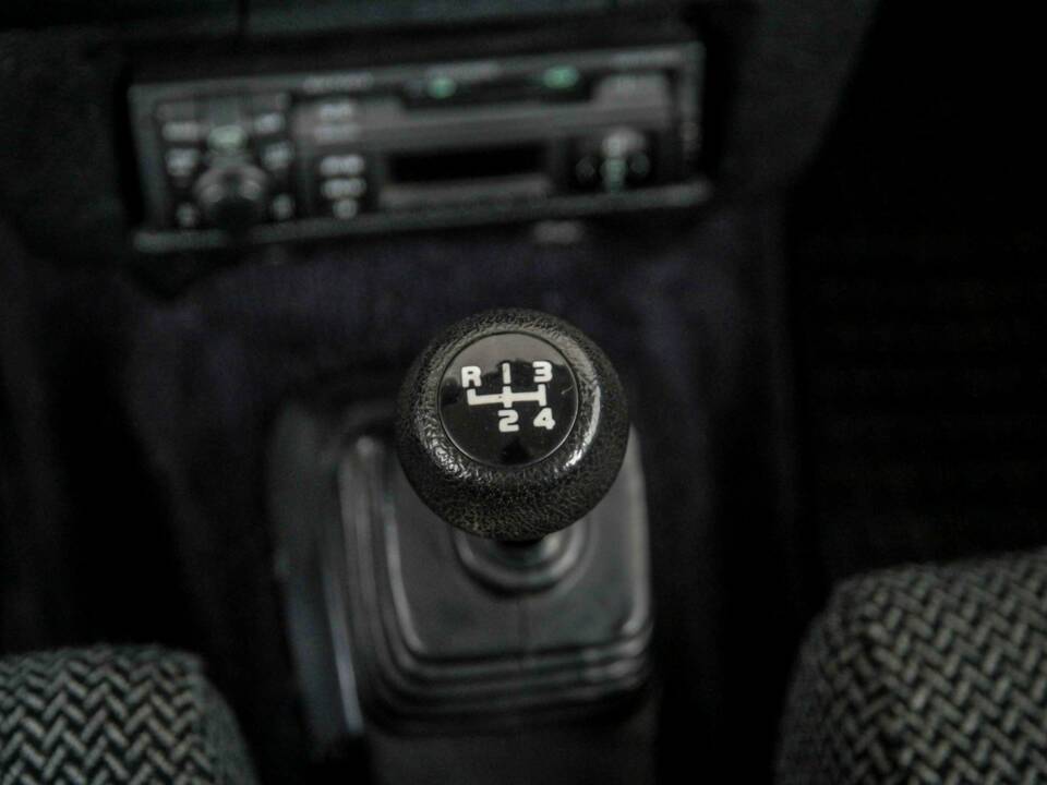 Imagen 33/50 de Volvo 240 Turbo (1983)
