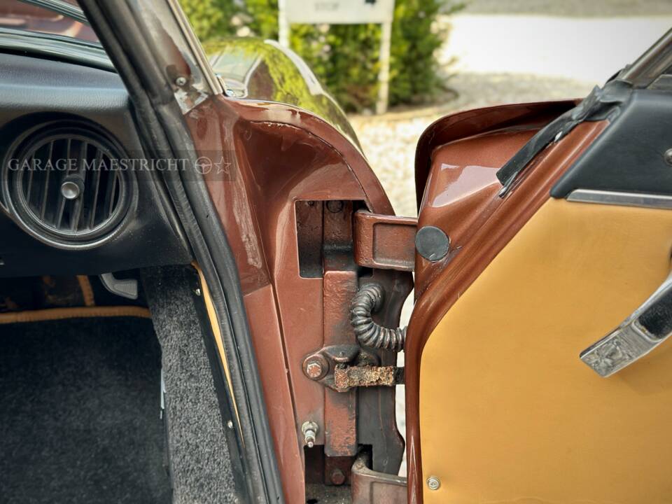 Image 43/100 of Alfa Romeo 2000 Spider Veloce (1980)