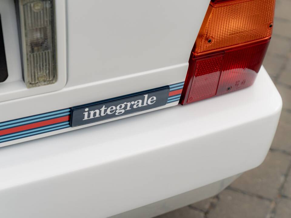 Imagen 94/96 de Lancia Delta HF Integrale Evoluzione I "Martini 5" (1992)