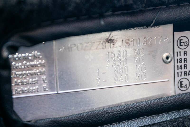 Immagine 15/41 di Porsche 911 Carrera 3.2 (1988)