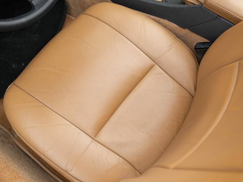 Immagine 41/50 di Triumph TR 7 Europa (1981)