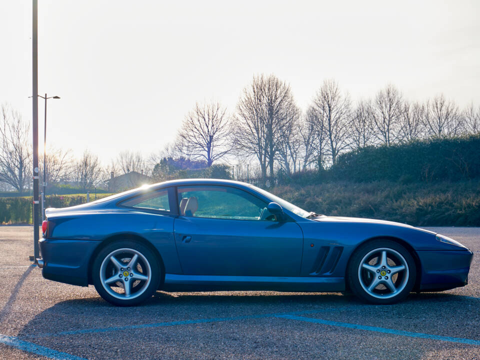 Image 24/72 of Ferrari 550 Maranello (2000)