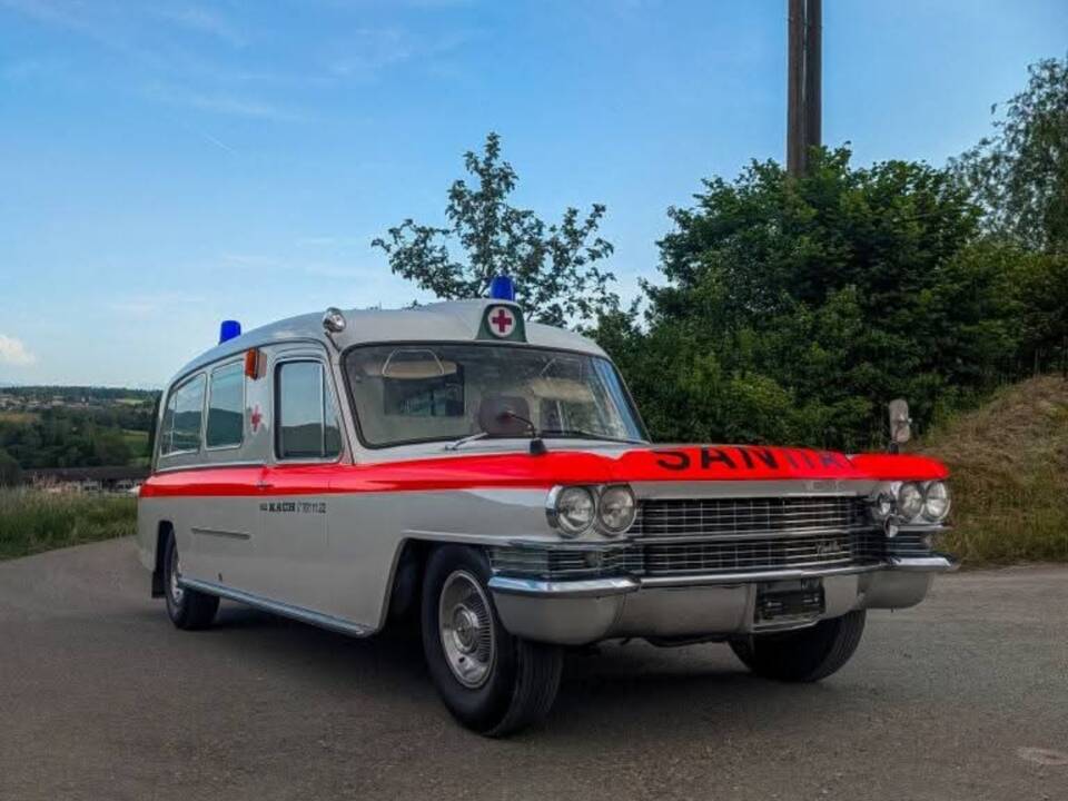 Image 30/51 of Cadillac Ambulance Carrosserie Köng (1964)