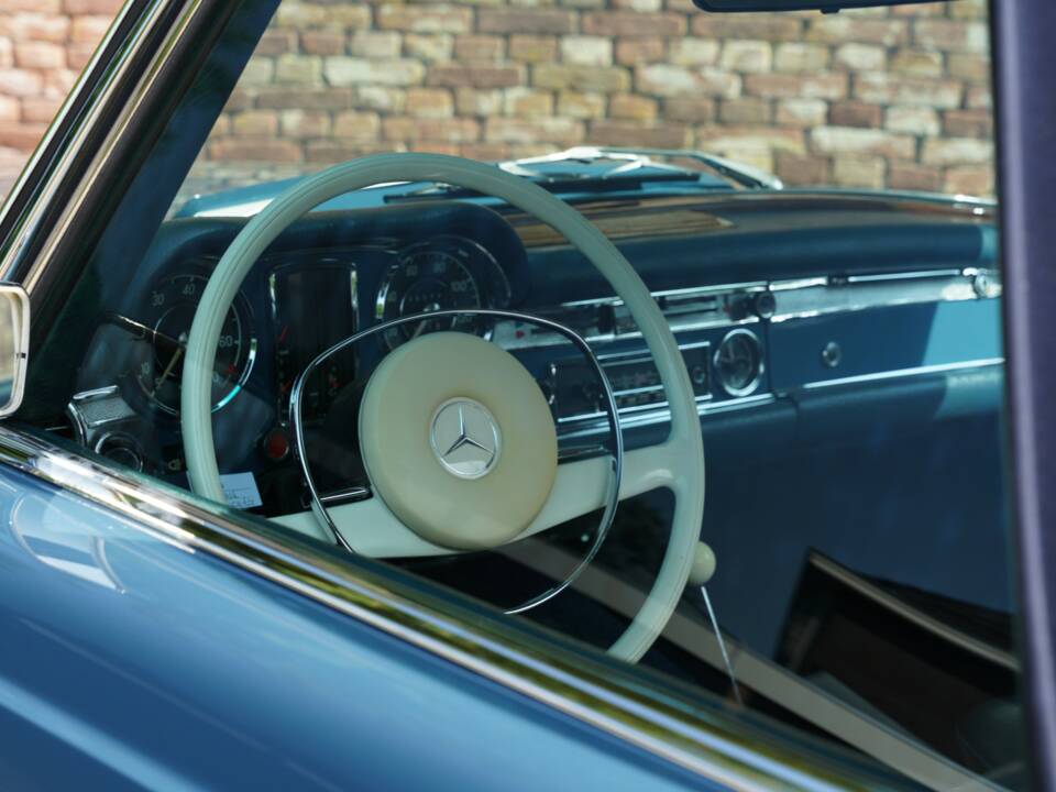 Imagen 10/50 de Mercedes-Benz 280 SL (1968)