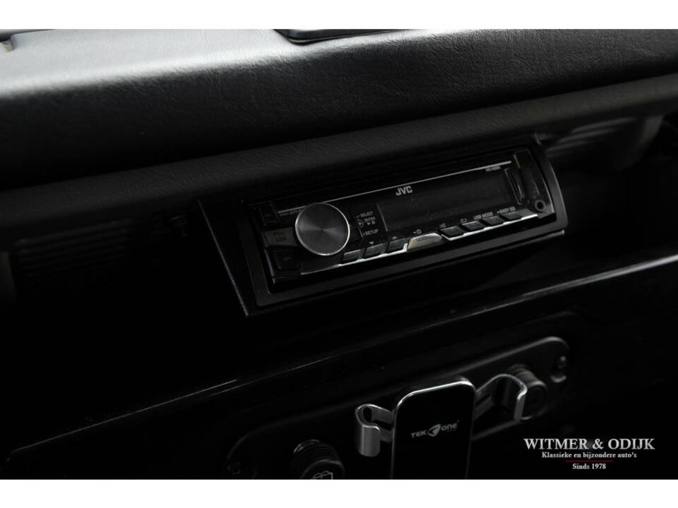 Immagine 19/22 di Land Rover Defender 90 (1995)