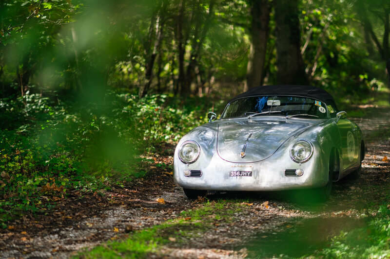 Image 28/50 of Porsche 356 C Carrera 2&#x2F;2000 GS (1964)