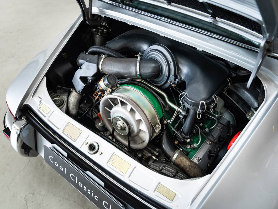 Image 38/41 de Porsche 911 2.4 E (1973)