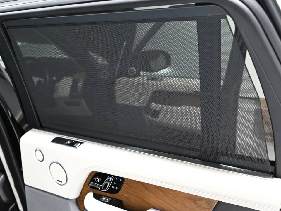 Bild 50/50 von Land Rover Range Rover Autobiography SDV8 (2018)