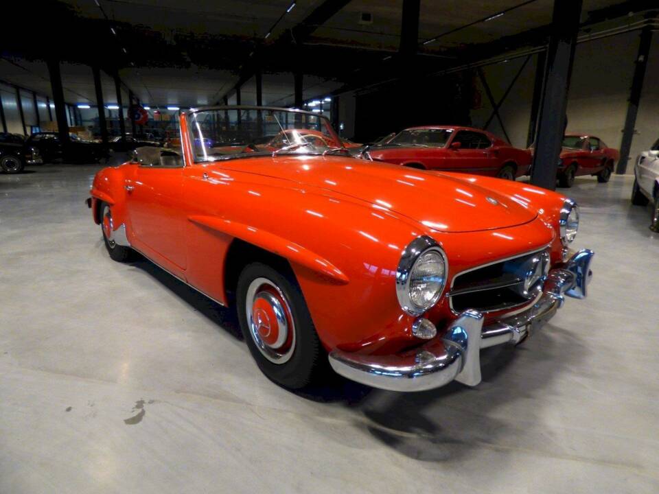Image 4/33 of Mercedes-Benz 190 SL (1961)