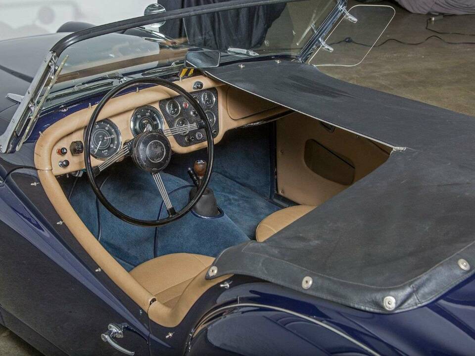 Image 15/20 of Triumph TR 3A (1958)