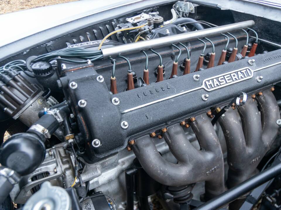 Image 24/50 of Maserati Mistral 4000 (1966)