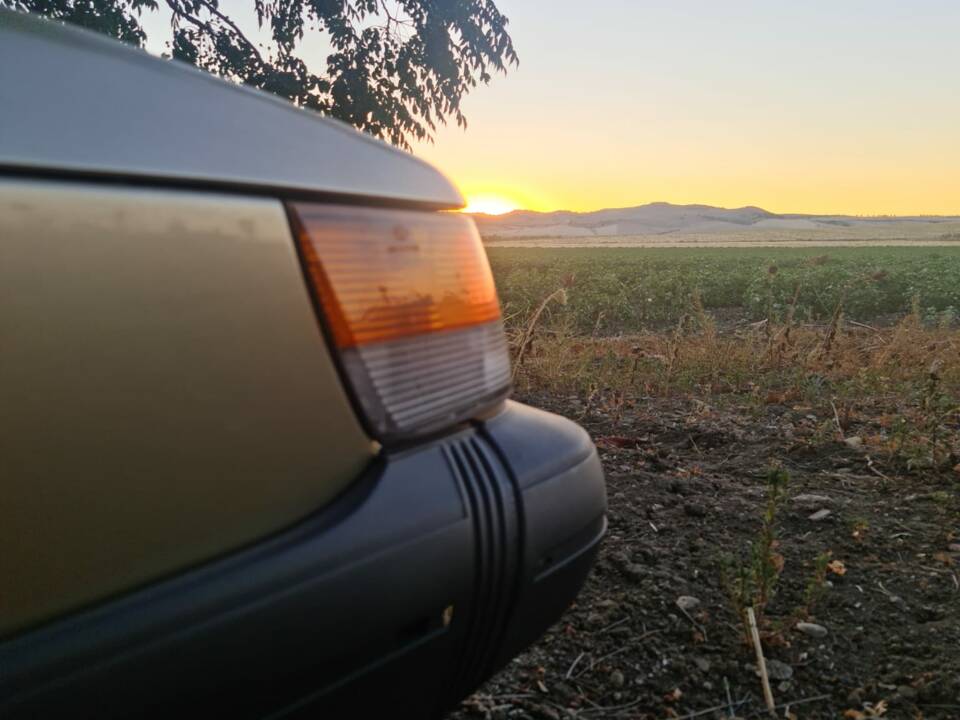 Image 19/50 of Saab 900 (1992)