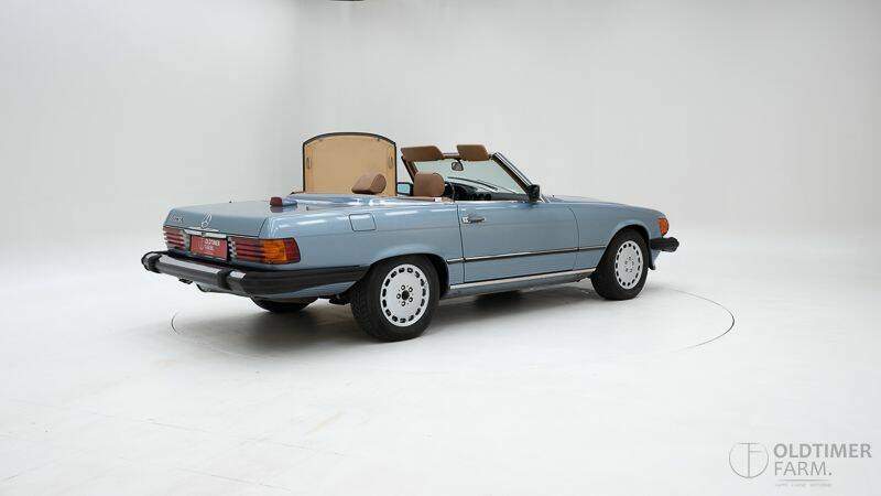 Bild 2/15 von Mercedes-Benz 560 SL (1986)