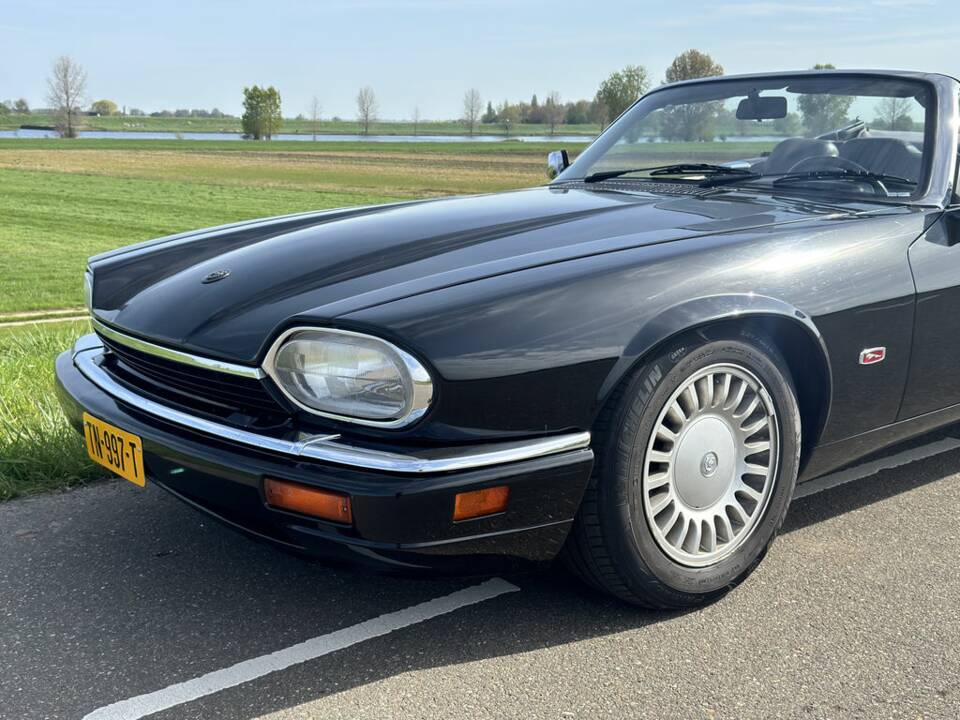 Image 3/8 of Jaguar XJS 4.0 (1995)