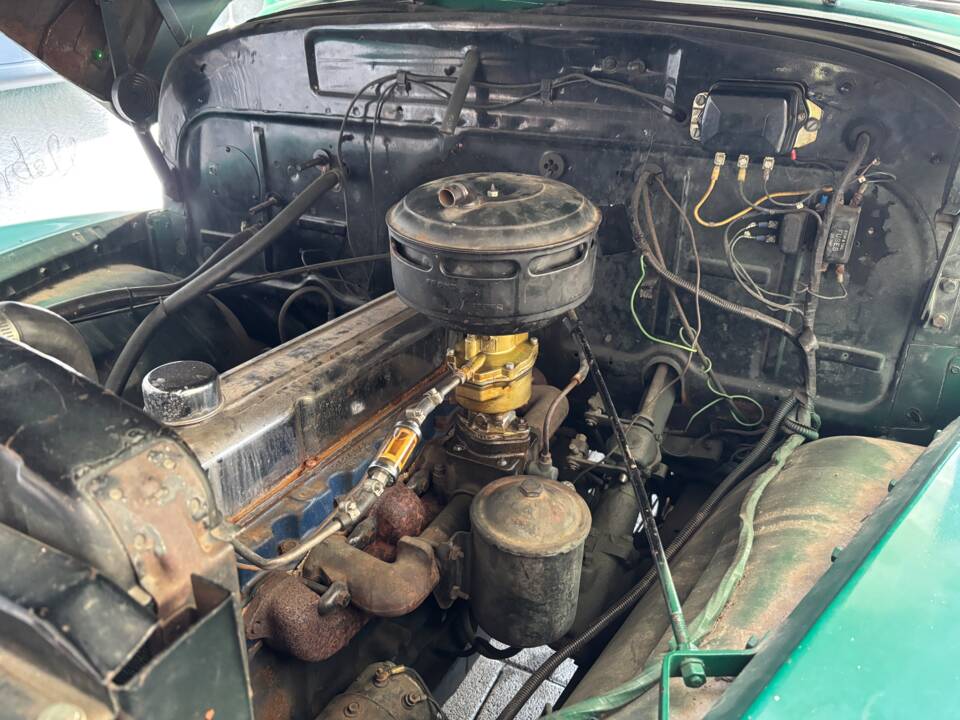 Image 26/34 of Chevrolet 3100 Panel (1955)