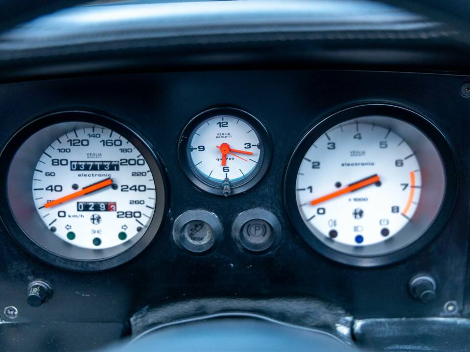 Bild 22/50 von Alfa Romeo RZ (1995)