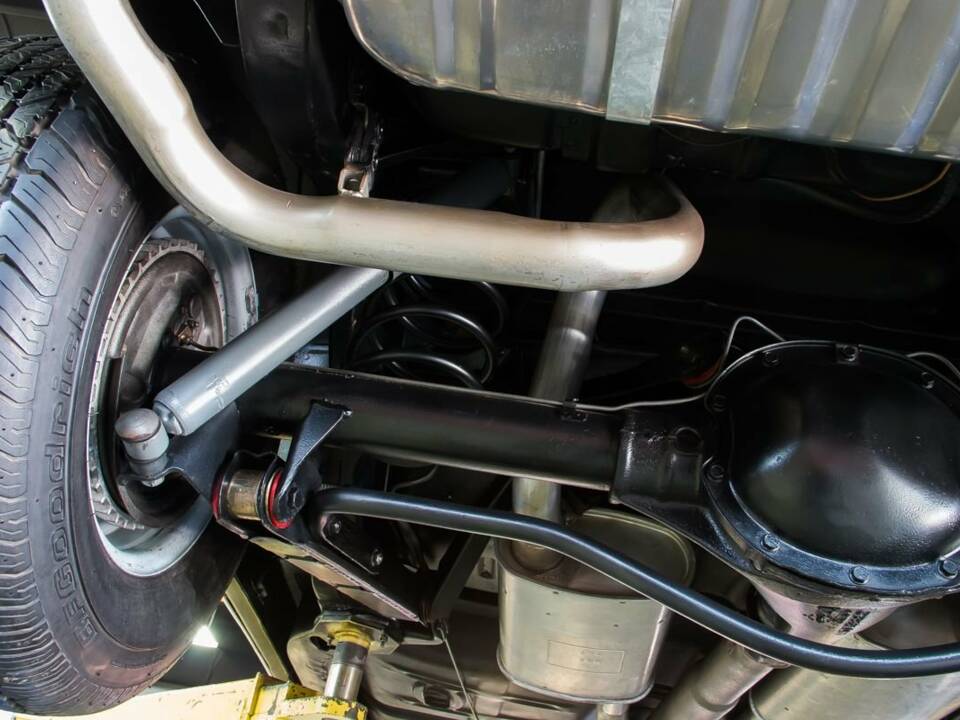 Image 20/26 of Pontiac GTO Tri-Power (1965)
