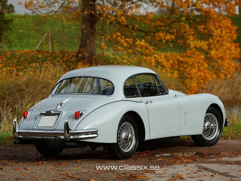 Image 24/31 of Jaguar XK 150 FHC (1958)