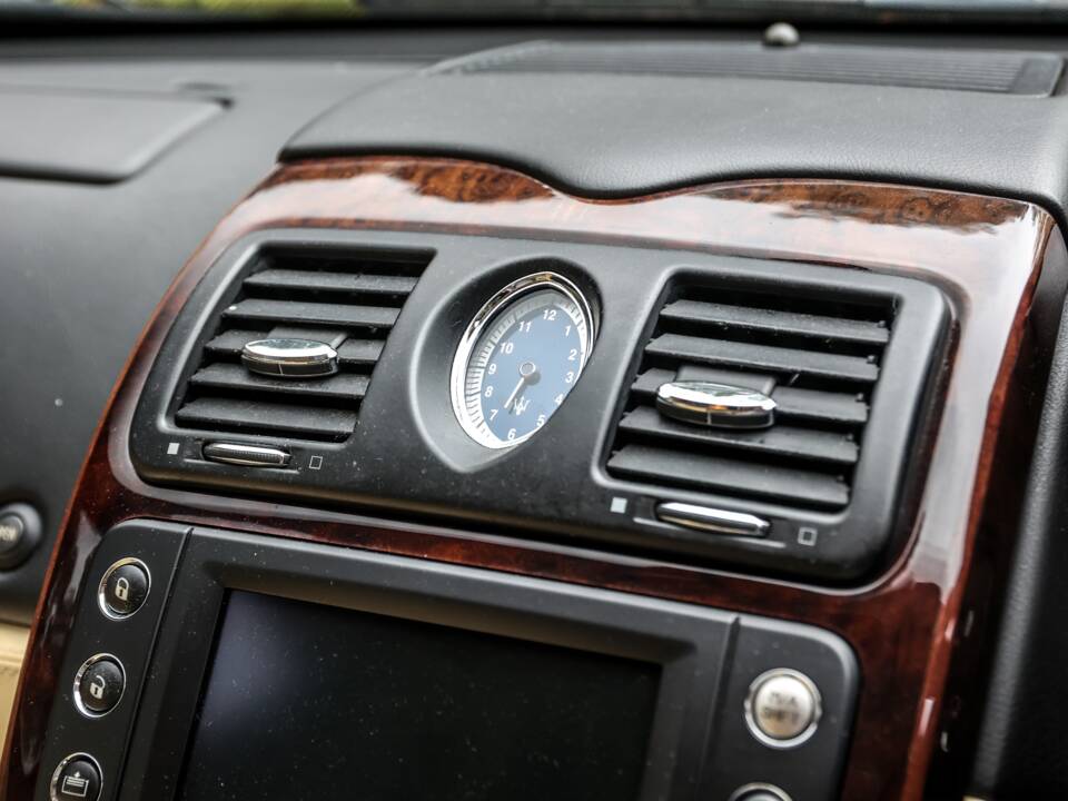 Bild 17/43 von Maserati Quattroporte 4.2 (2004)