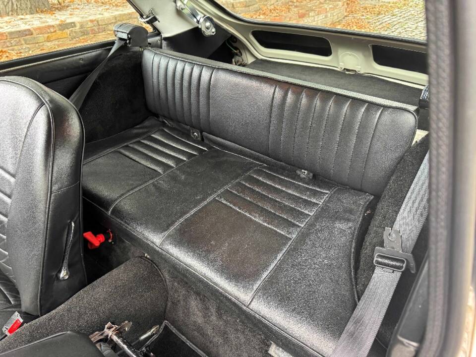 Bild 27/30 von MG MGC GT (1969)