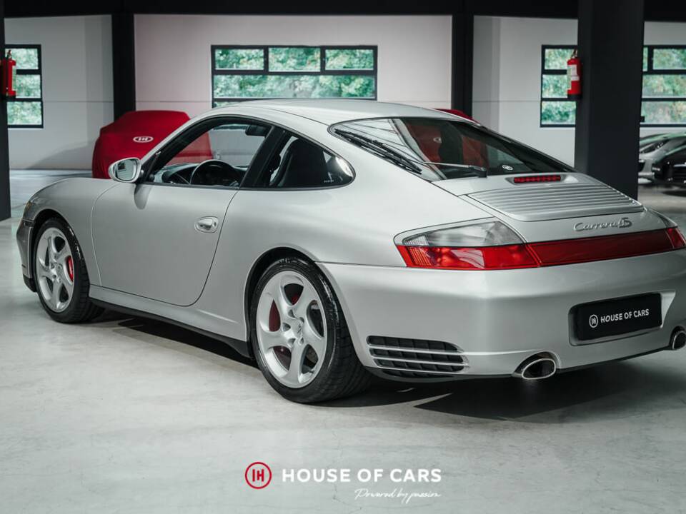 Bild 9/22 von Porsche 911 Carrera 4S (2003)