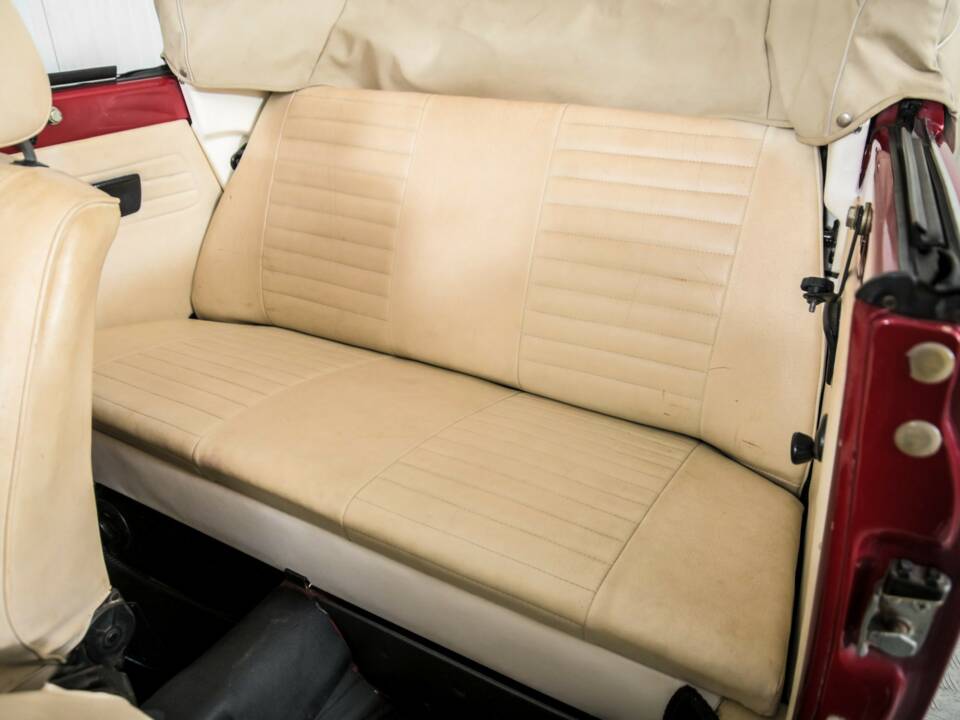 Image 28/50 of Volkswagen Beetle 1303 LS (1977)