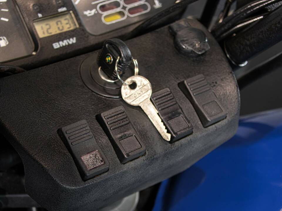 Image 46/50 de BMW DUMMY (1996)