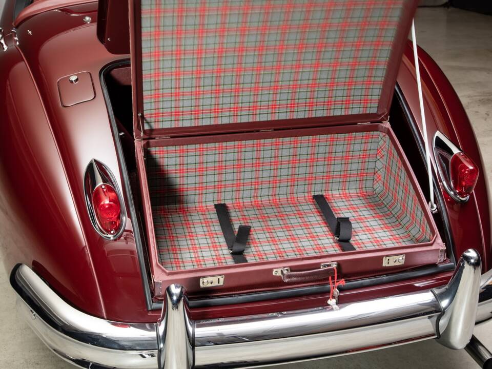 Afbeelding 26/34 van Jaguar XK 150 3.4 S OTS (1958)