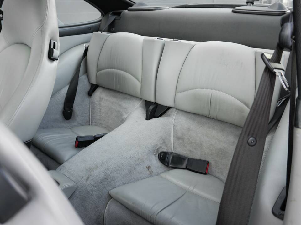 Immagine 10/41 di Porsche 911 Carrera 4 (1995)