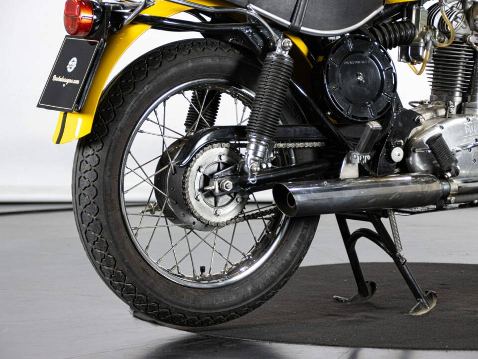 Immagine 28/50 di Ducati 350 Scrambler (1971)