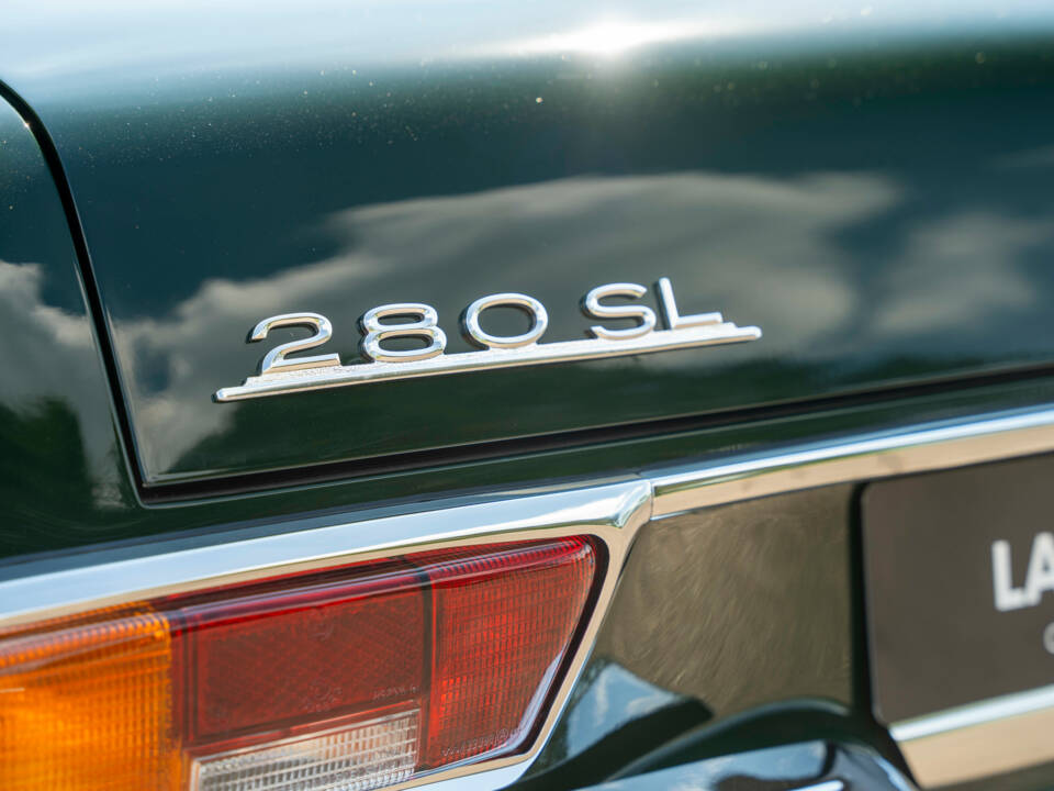 Image 28/46 of Mercedes-Benz 280 SL (1968)