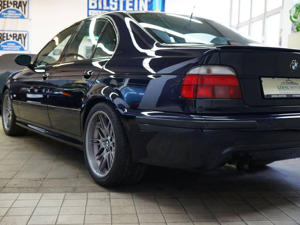 Image 10/40 de BMW M5 (2000)