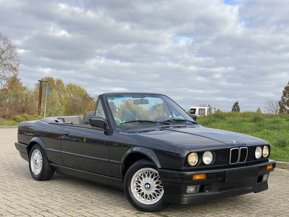 Imagen 5/8 de BMW 318i (1991)