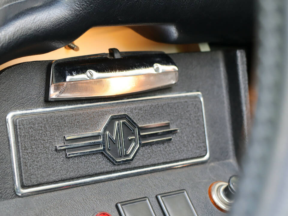 Bild 44/50 von MG MGB (1972)