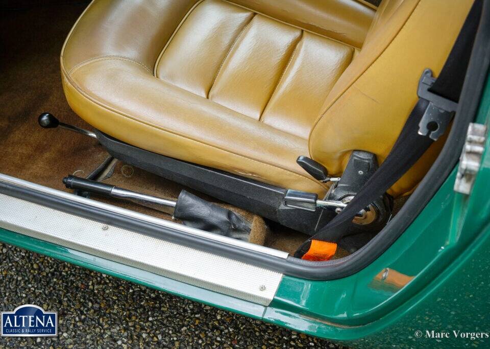 Bild 38/55 von Volvo 1800 E (1972)