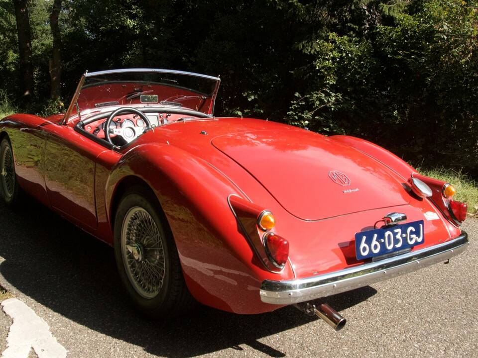 Imagen 3/18 de MG MGA 1600 (1962)