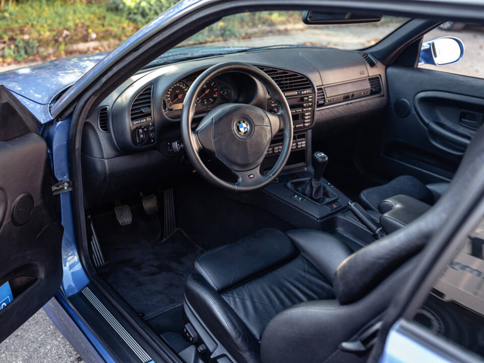 Image 4/42 of BMW M3 Sport Evo (1997)