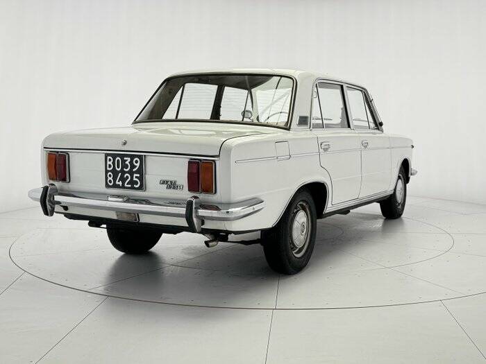 Immagine 7/7 di FIAT 125 S &#x2F; Speciale (1970)