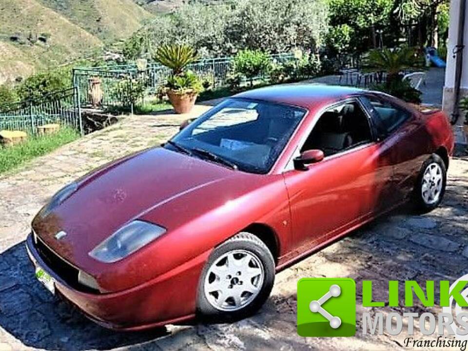 Immagine 2/10 di FIAT Coupé 1.8 16V (1996)