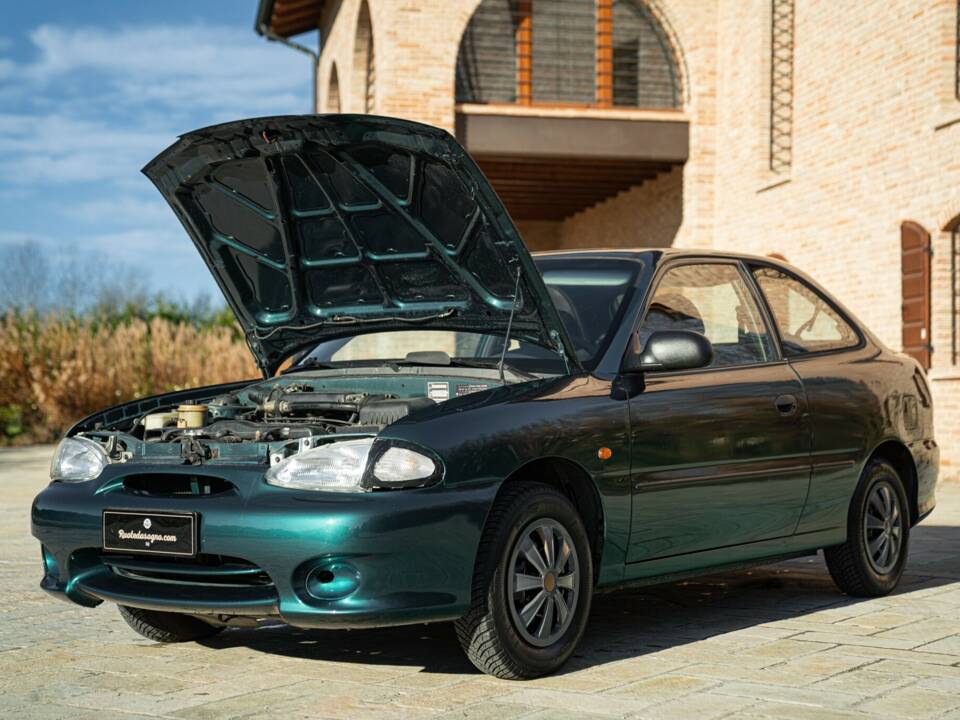 Image 37/46 de Hyundai Accent 1.3 (1997)