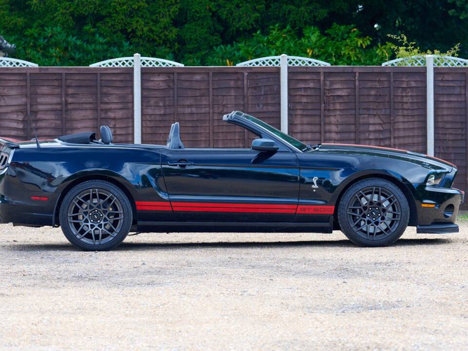 Image 2/49 of Ford Mustang Shelby GT 500 Super Snake (2014)