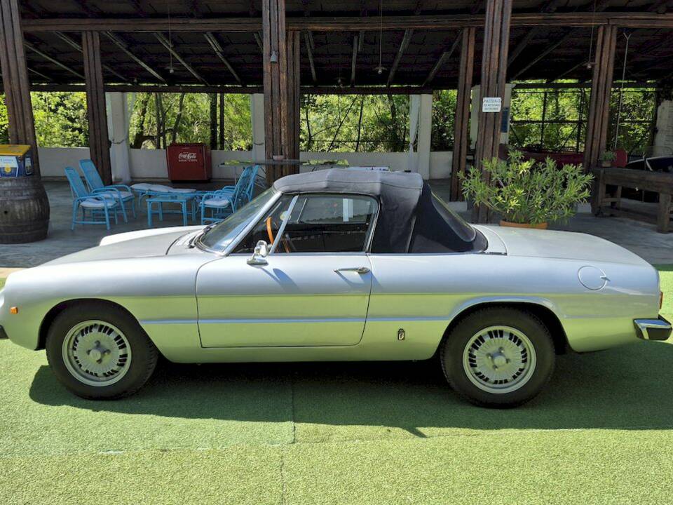 Afbeelding 39/63 van Alfa Romeo Spider 1300 (1976)