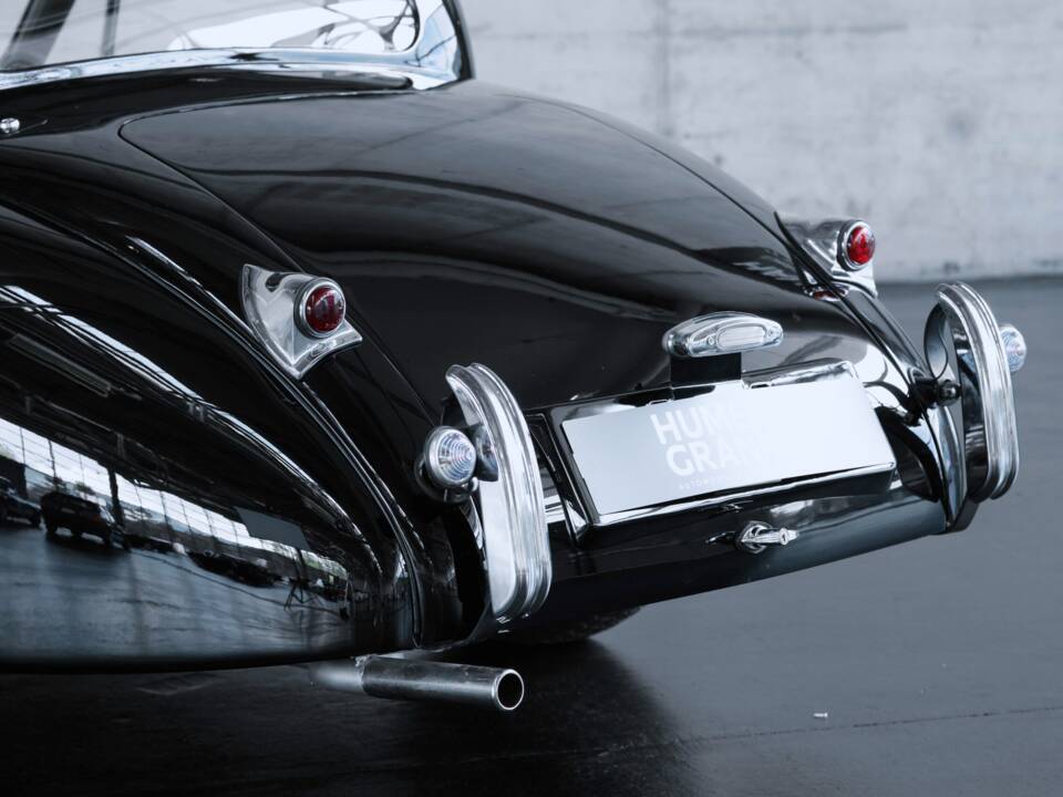 Image 46/47 de Jaguar XK 120 FHC (1954)