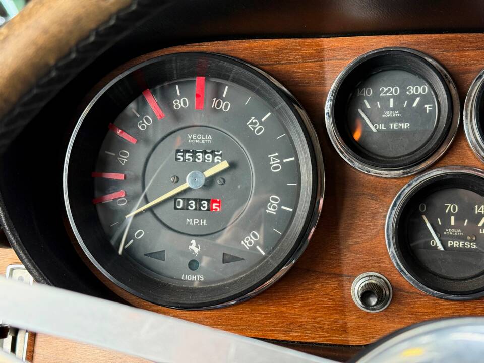 Bild 25/32 von Ferrari 365 GT 2+2 (1969)