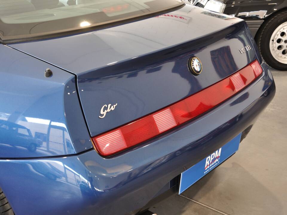 Image 9/17 of Alfa Romeo GTV 2.0 V6 Turbo (1995)