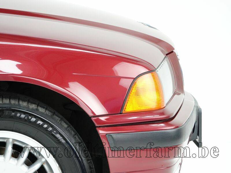 Imagen 11/15 de BMW 318i (1995)