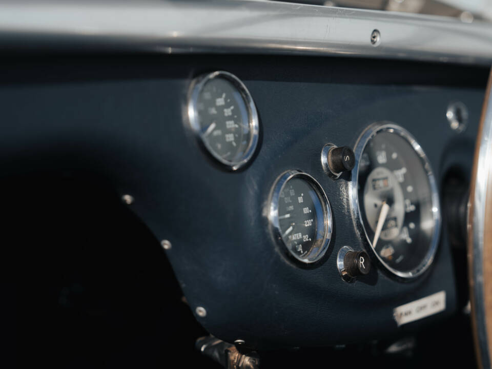 Image 21/50 of Austin-Healey 100 S (1955)