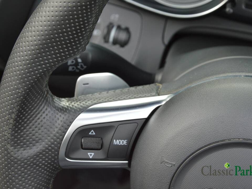 Image 41/50 of Audi R8 Spyder 4.2 FSI Quattro (2011)